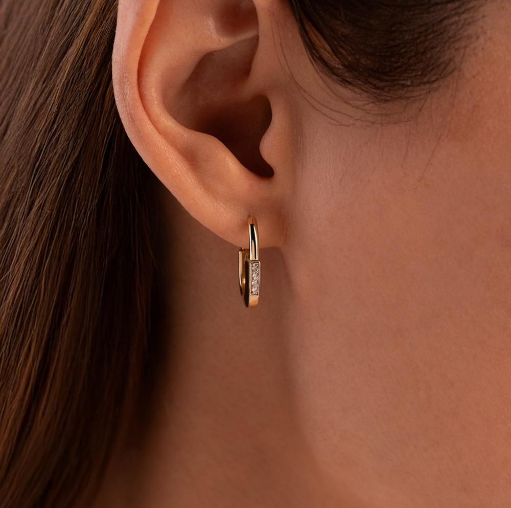 Серьги из золота с бриллиантами 932933Б