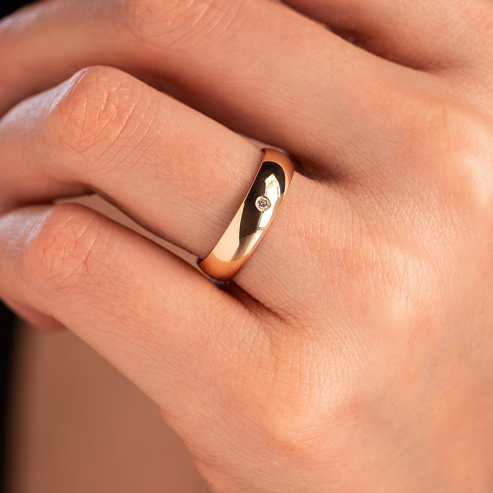 Обручальное кольцо с бриллиантом 102-010-550