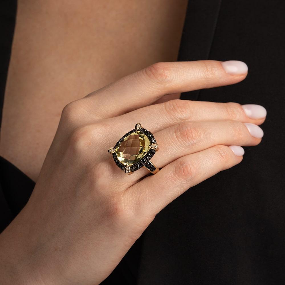 Кольцо из желтого золота с кварцем 931842К