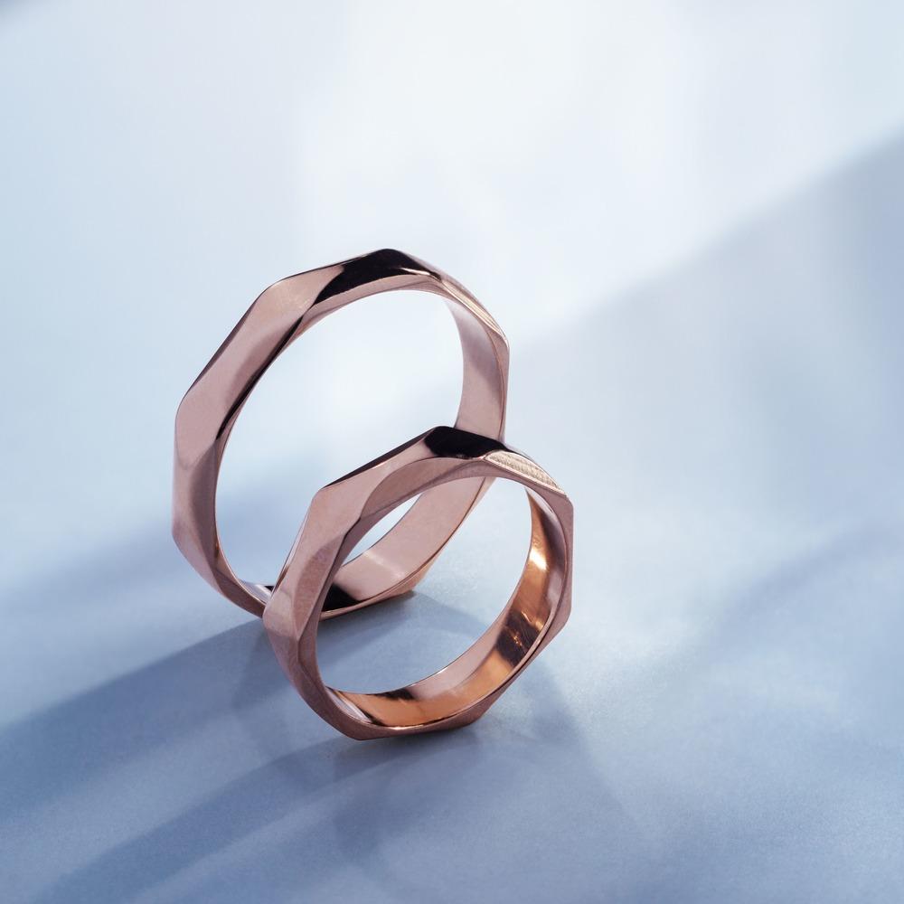 Обручальное кольцо из красного золота 700-000-220