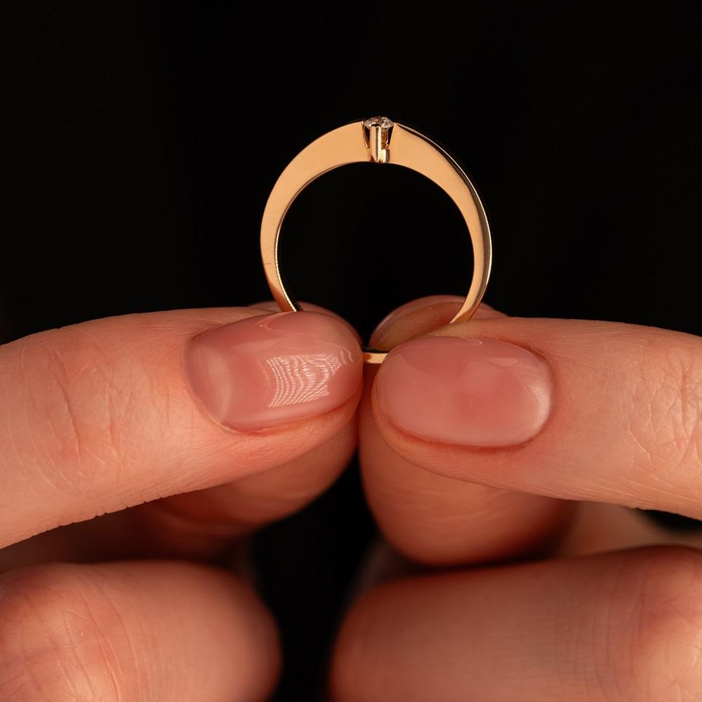 Помолвочное кольцо с бриллиантом 911216Б