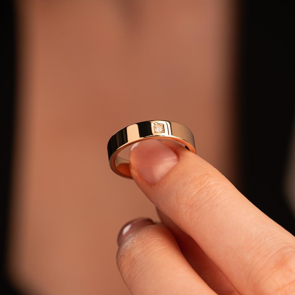 Кольцо с бриллиантом 202-010-327