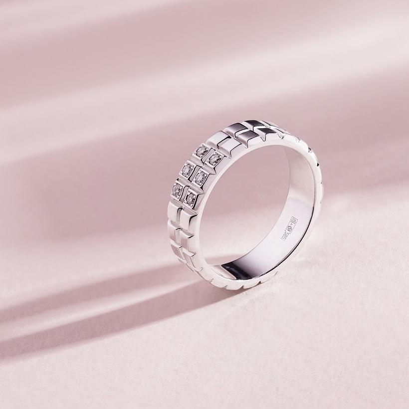 Кольцо из золота с бриллиантами 921456Б