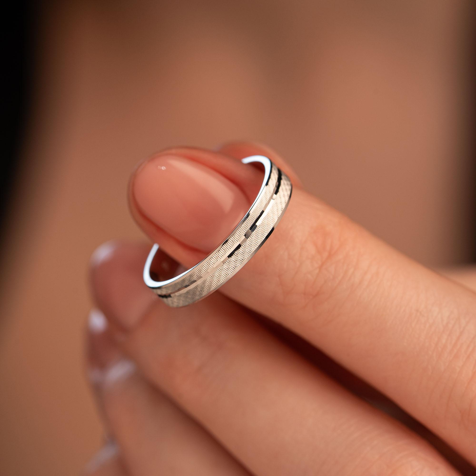 Обручальное кольцо из белого золота 510-000-1026