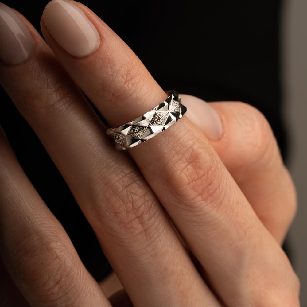 Обручальное кольцо из белого золота 585 пробы с бриллиантами 921745Б