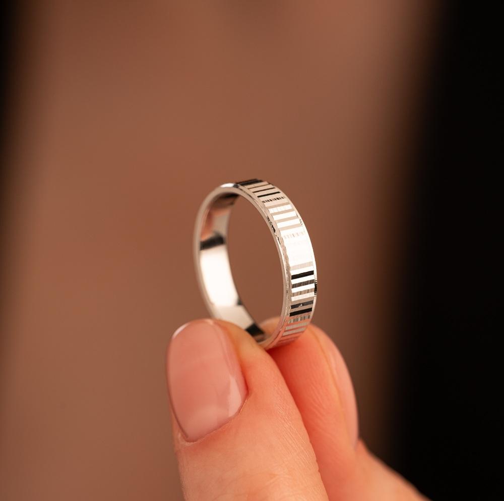 Обручальное кольцо из белого золота 510-000-1013