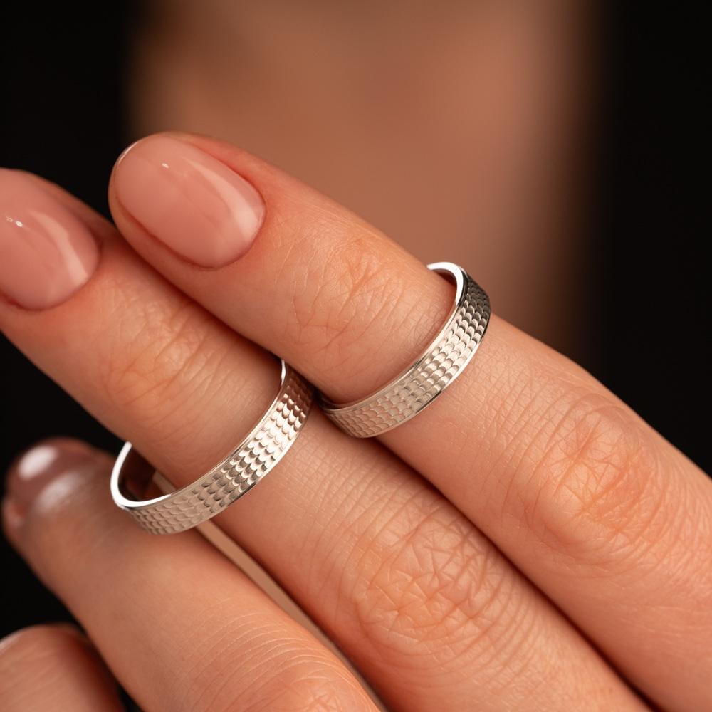 Обручальное кольцо из белого золота 510-000-1012