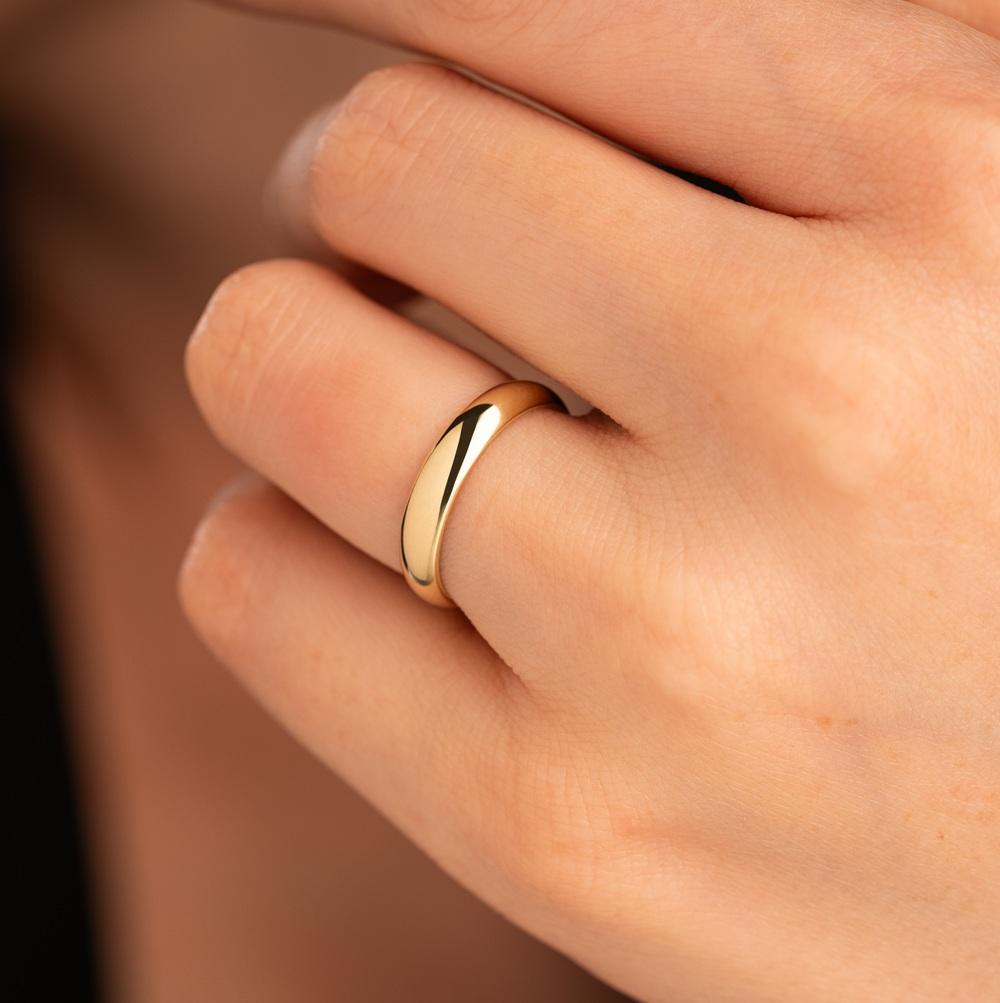 Обручальное кольцо из желтого золота 120-000-540