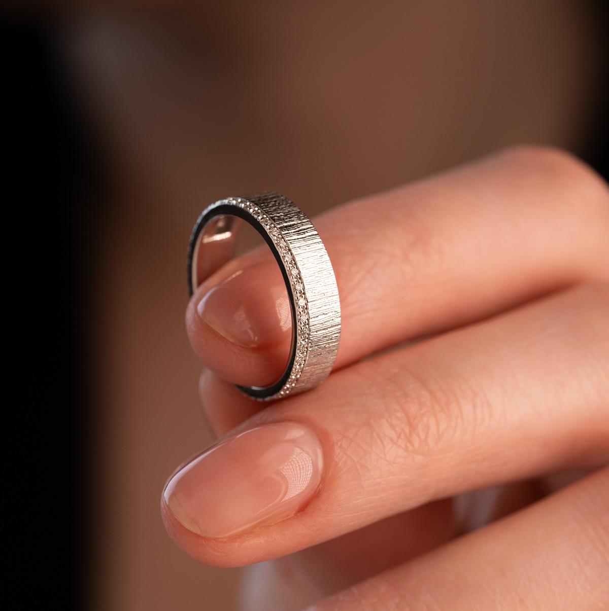 Обручальное кольцо с бриллиантами 921840Б