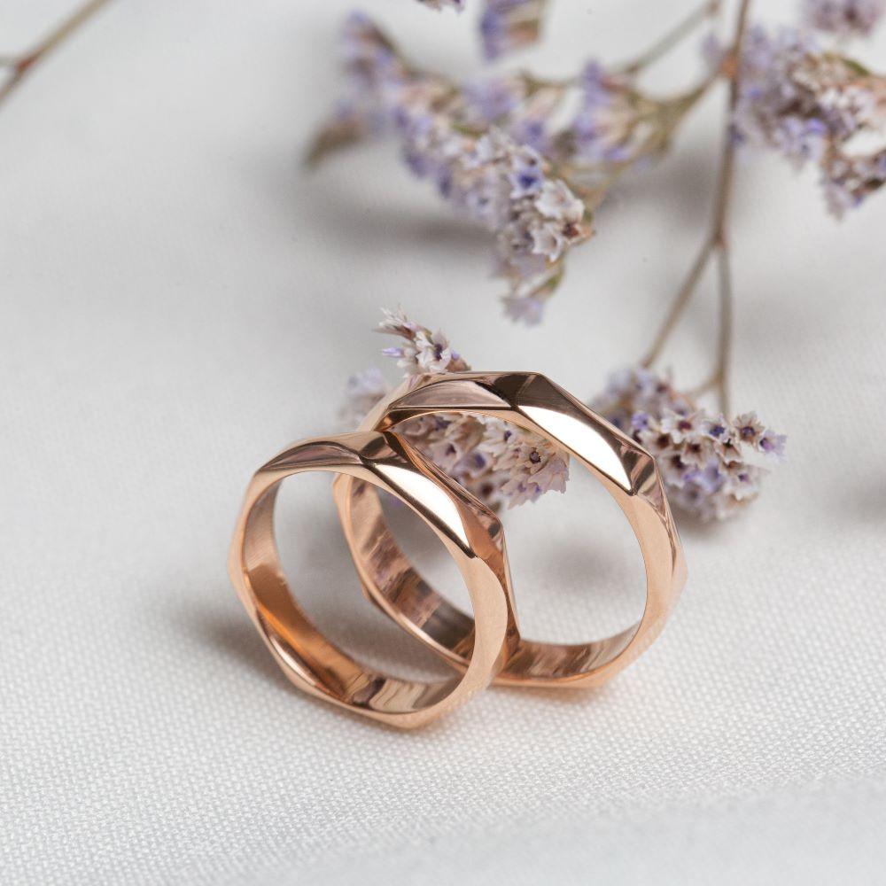 Обручальное кольцо из красного золота 700-000-220