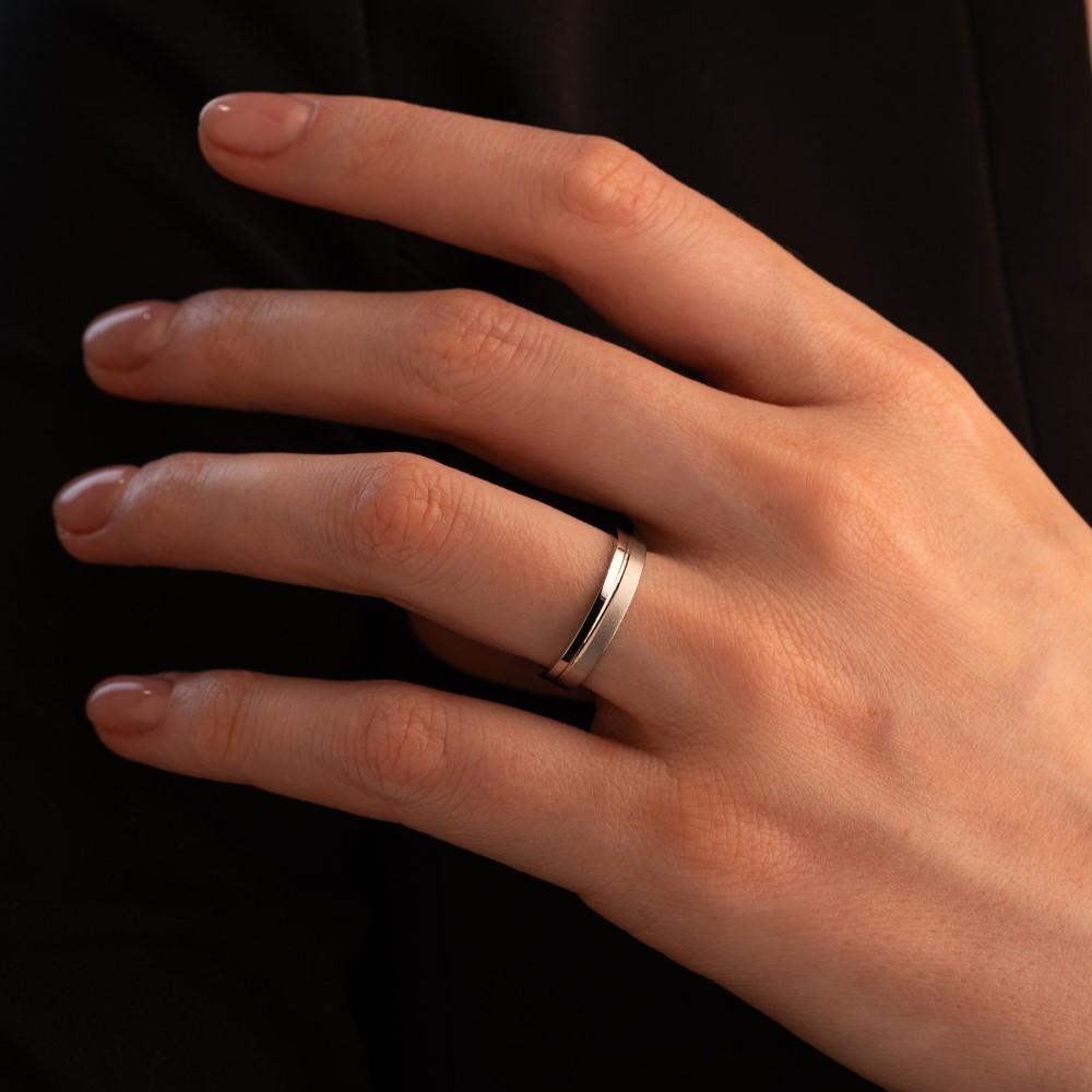 Обручальное кольцо из белого золота 210-000-395