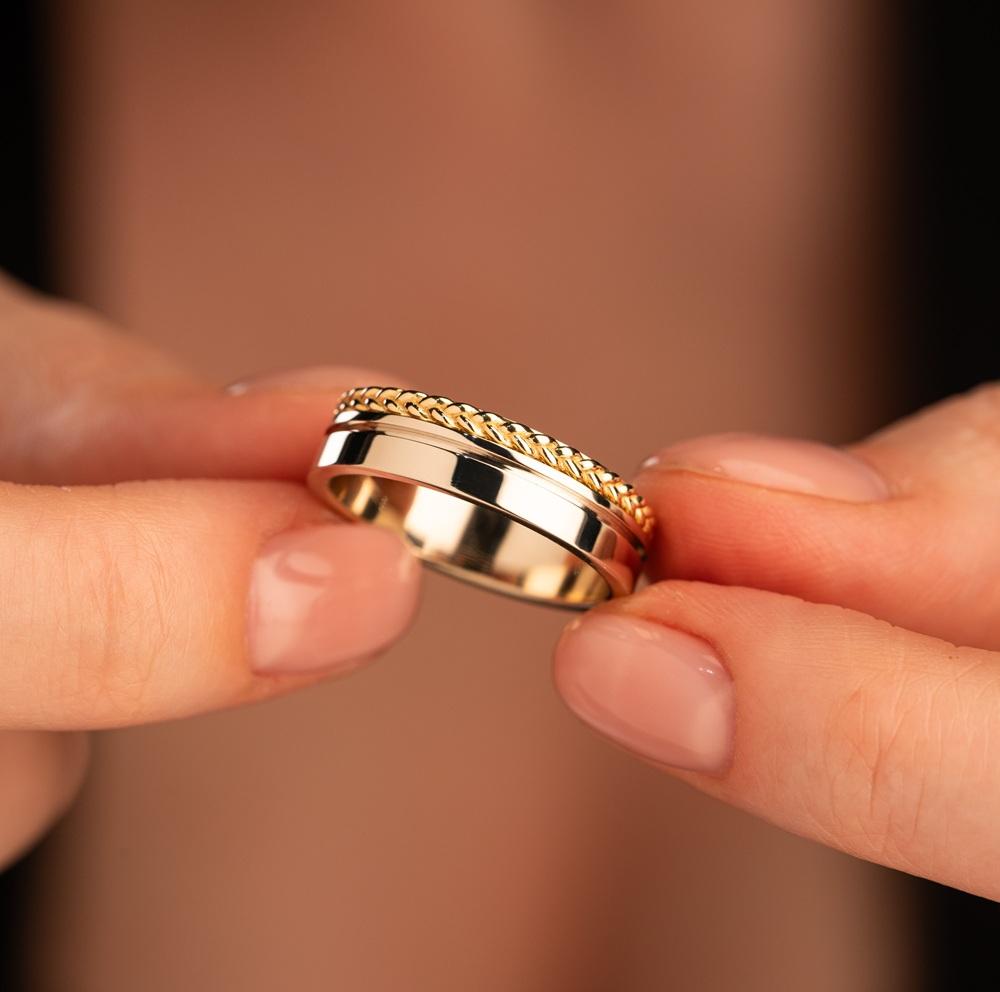 Обручальное кольцо из золота 921856