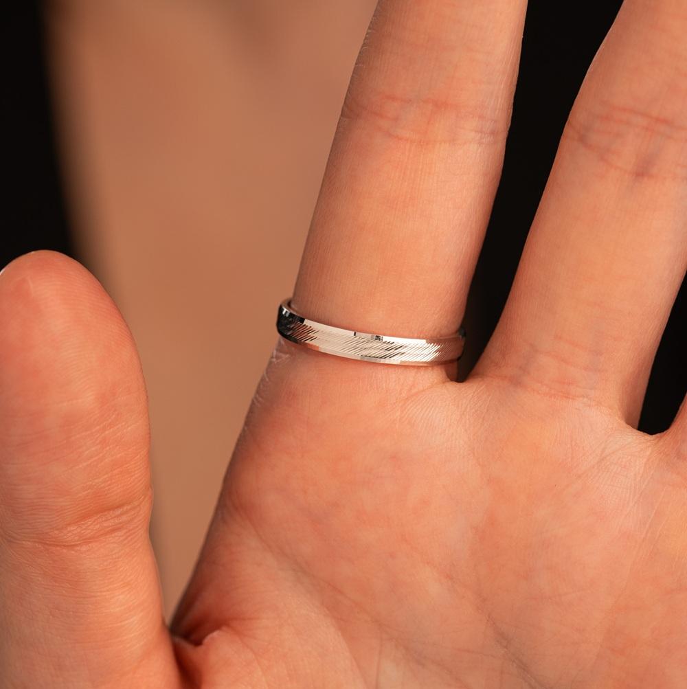 Обручальное кольцо из белого золота 510-000-1021