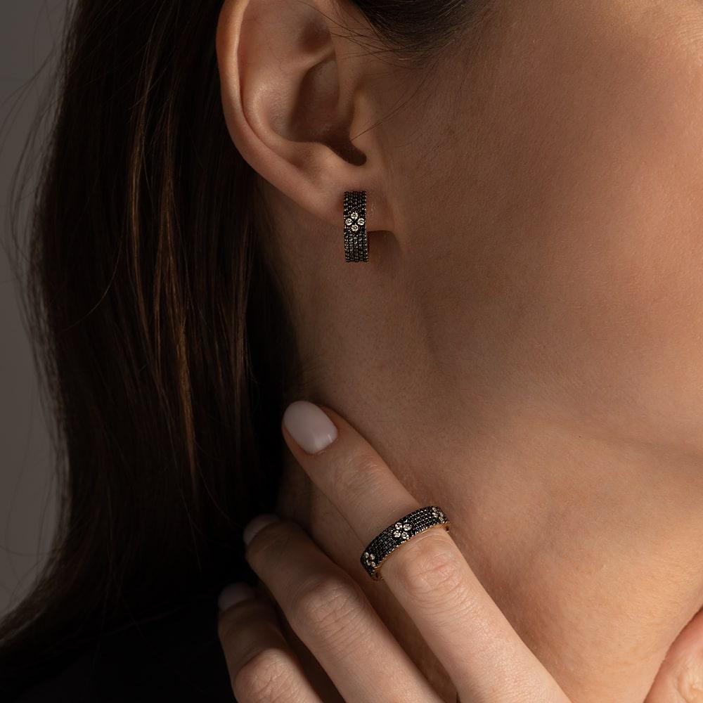 Кольцо из желтого золота с черными бриллиантами 931820Б