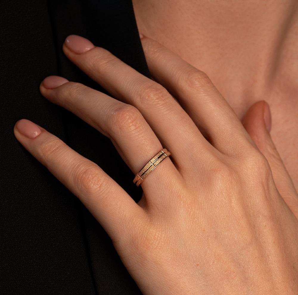 Обручальное кольцо из красного золота 200-000-932