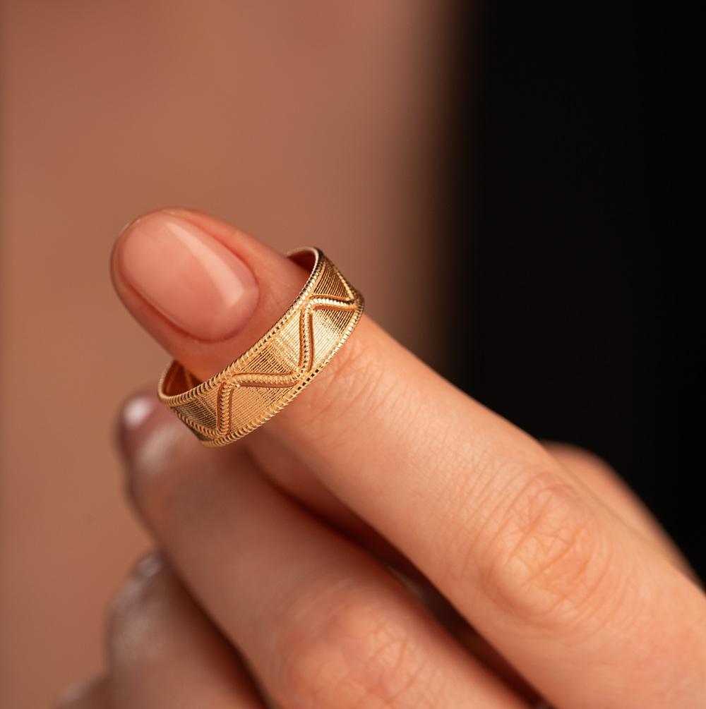 Кольцо из золота 911942