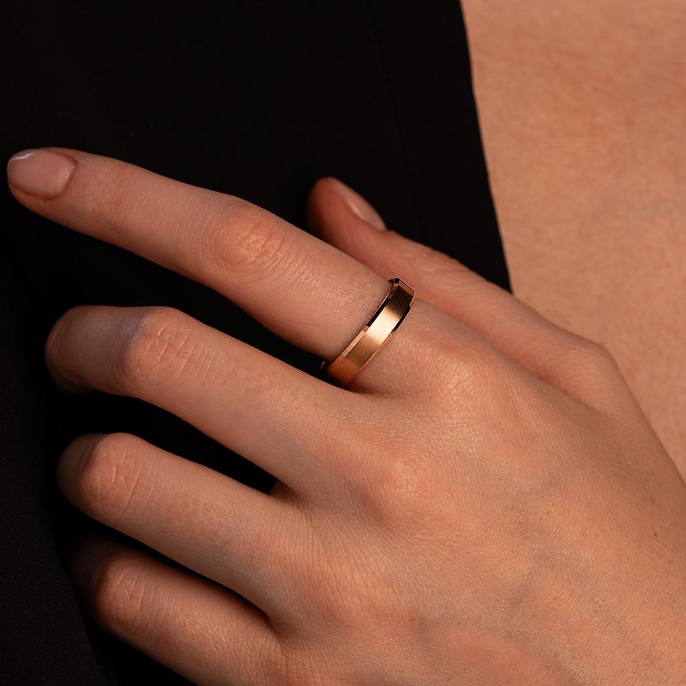 Обручальное кольцо из красного золота 200-000-565