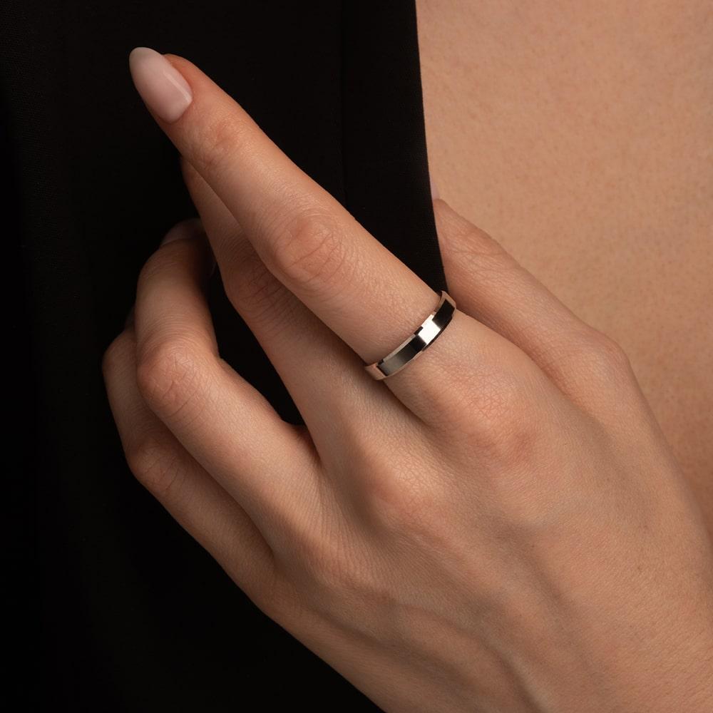 Обручальное кольцо из серебра 010-000-454