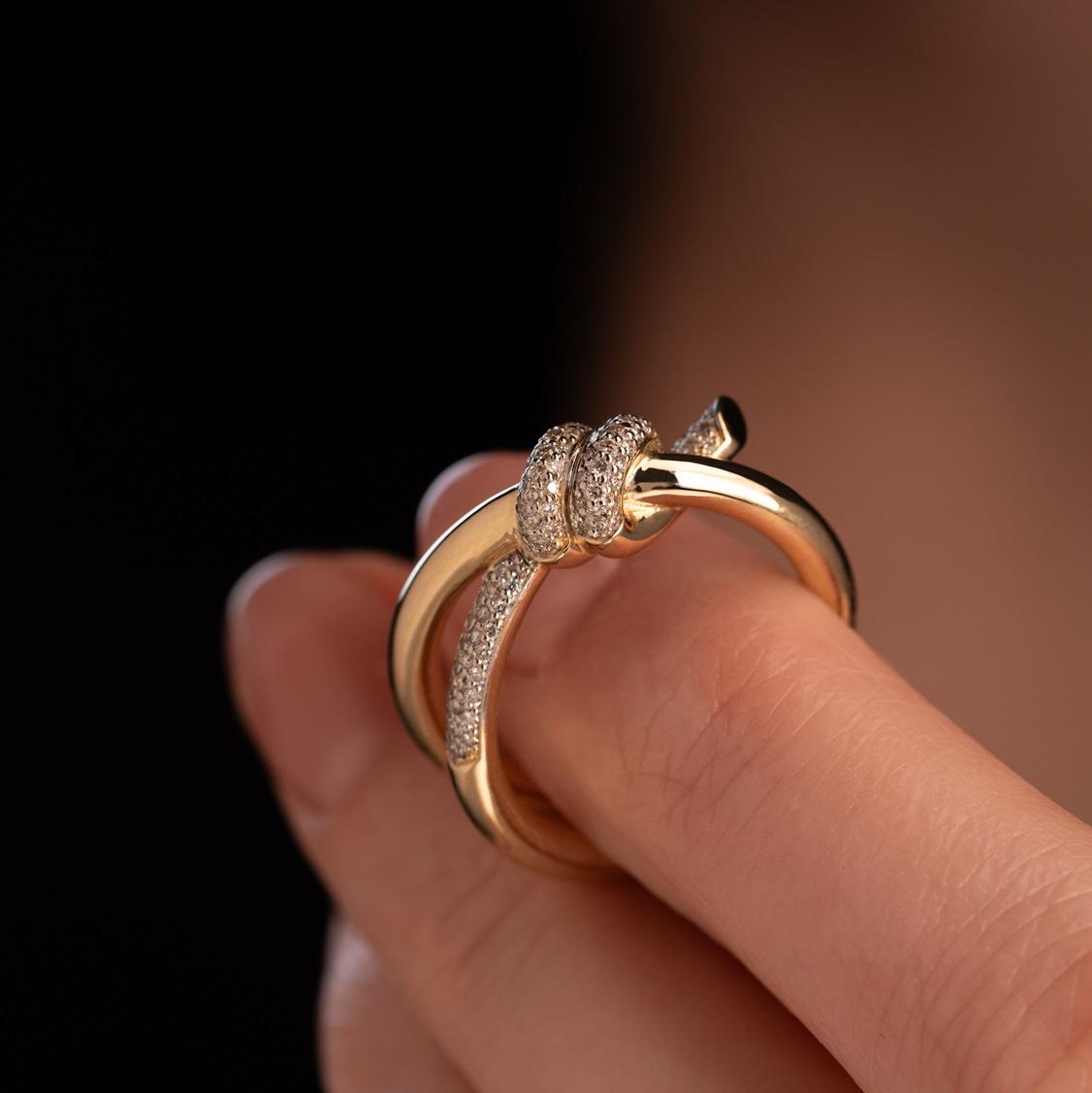 Кольцо с бриллиантами 931762Б