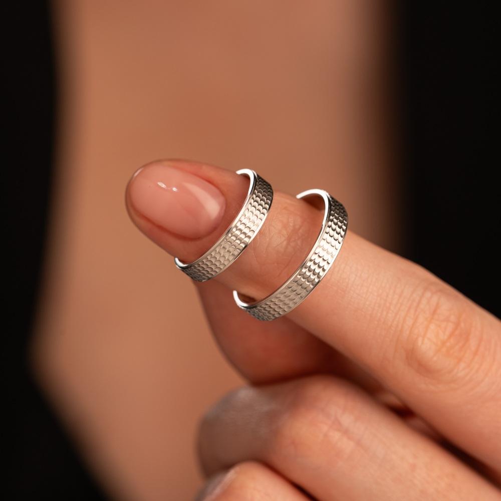 Обручальное кольцо из белого золота 510-000-1012