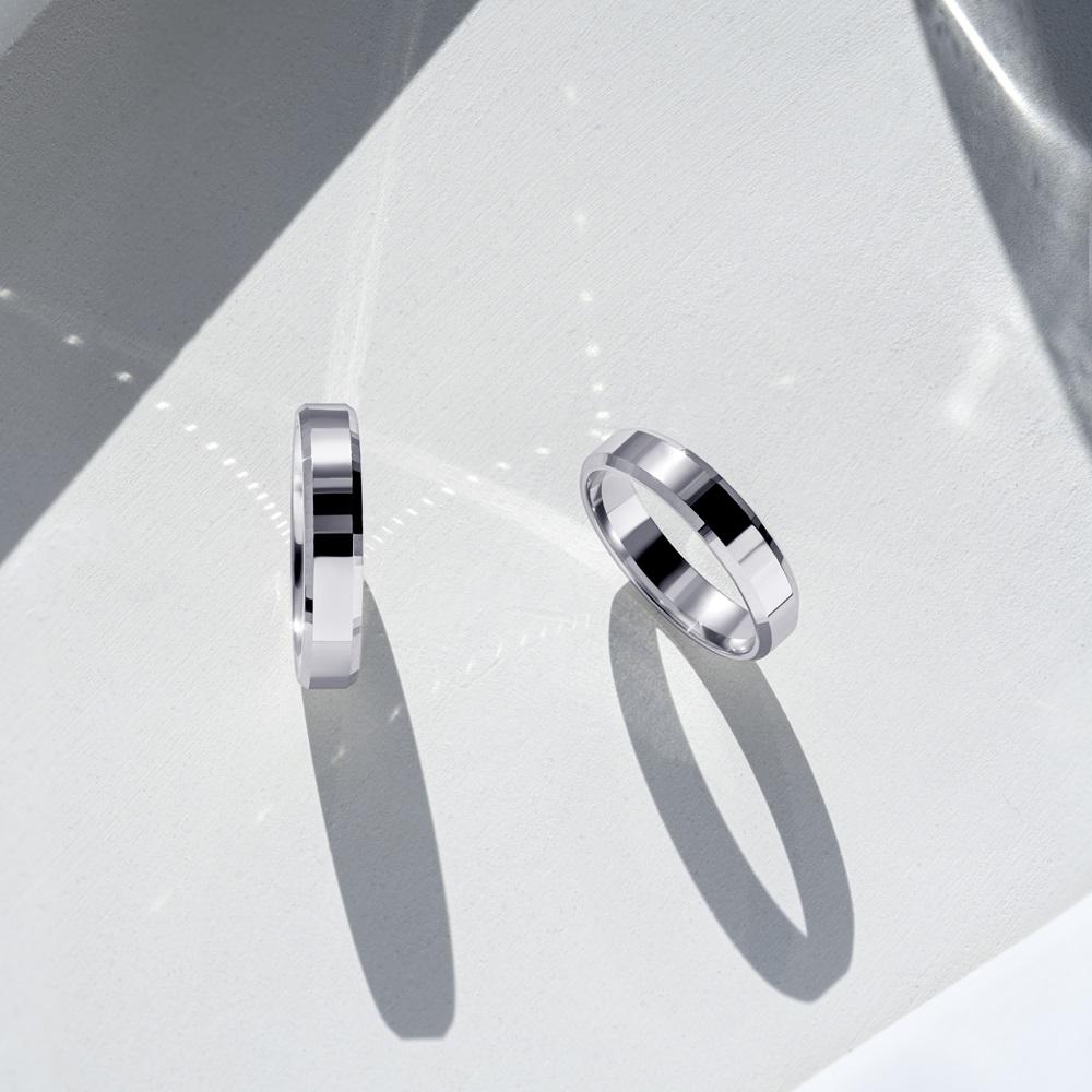 Обручальное кольцо из серебра 010-000-454