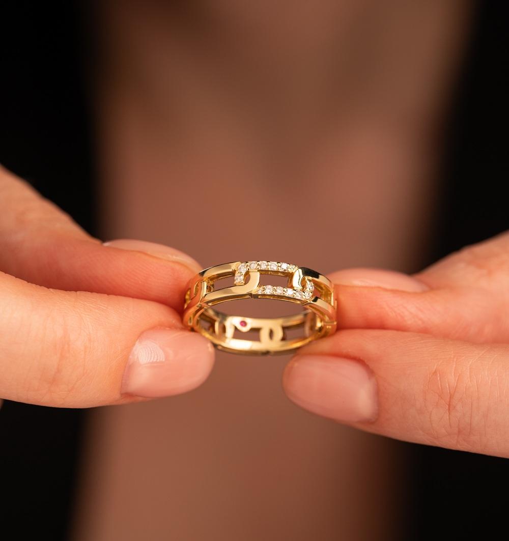 Кольцо из золота с бриллиантами 931838Б