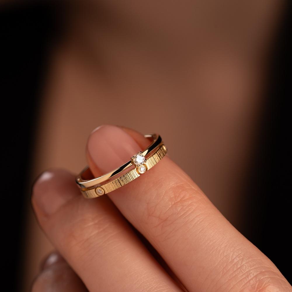 Обручальное кольцо с бриллиантами 9311008Б