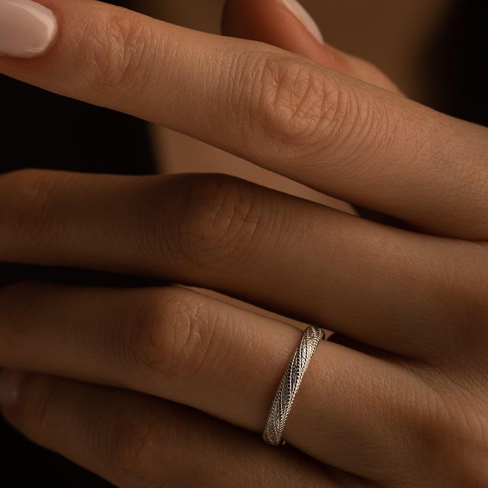 Обручальное кольцо из белого золота 921739-2