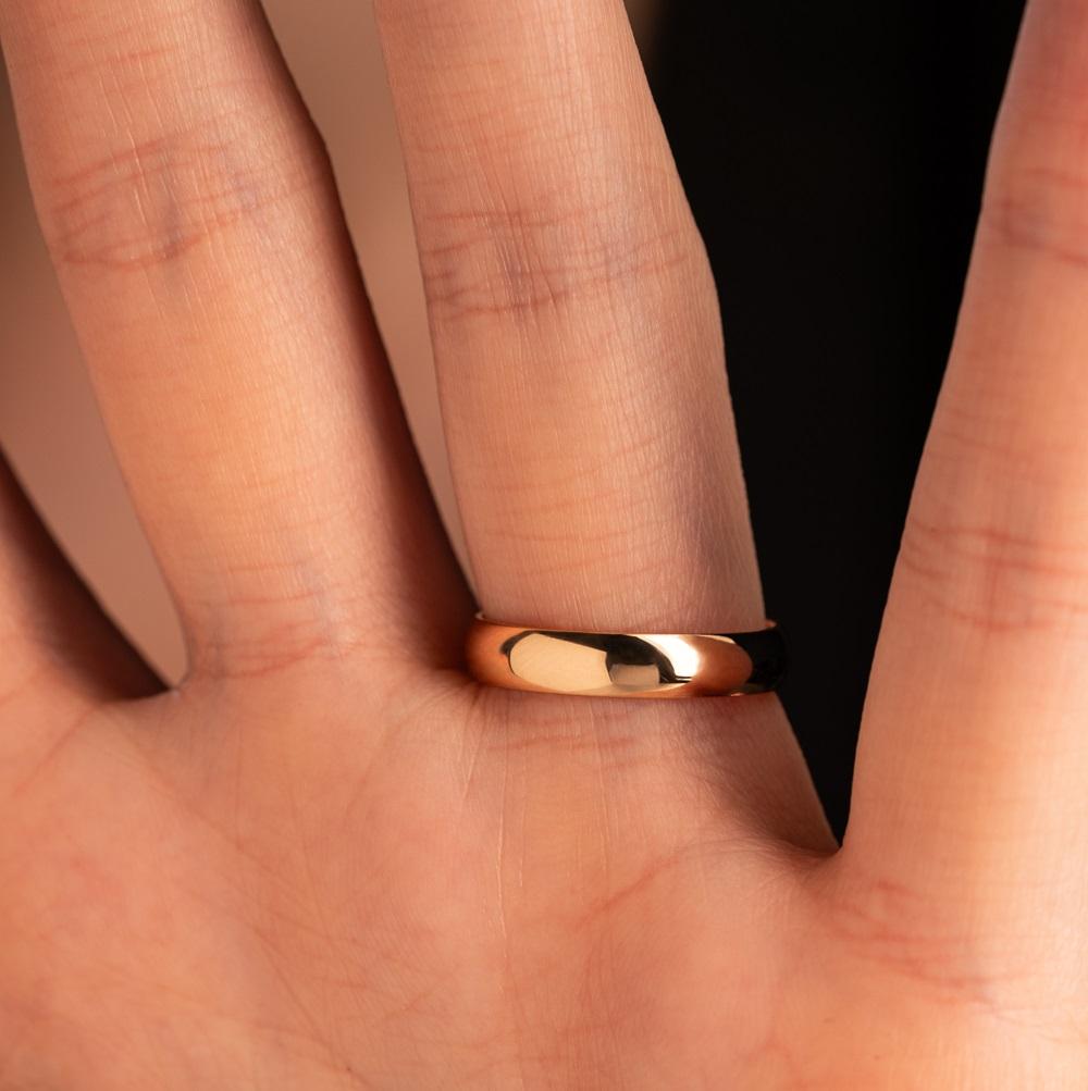 Обручальное кольцо с бриллиантами 102-030-540