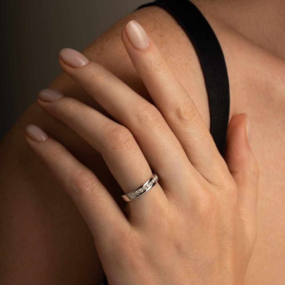 Кольцо из белого золота 585 пробы с бриллиантами 921805-9Б