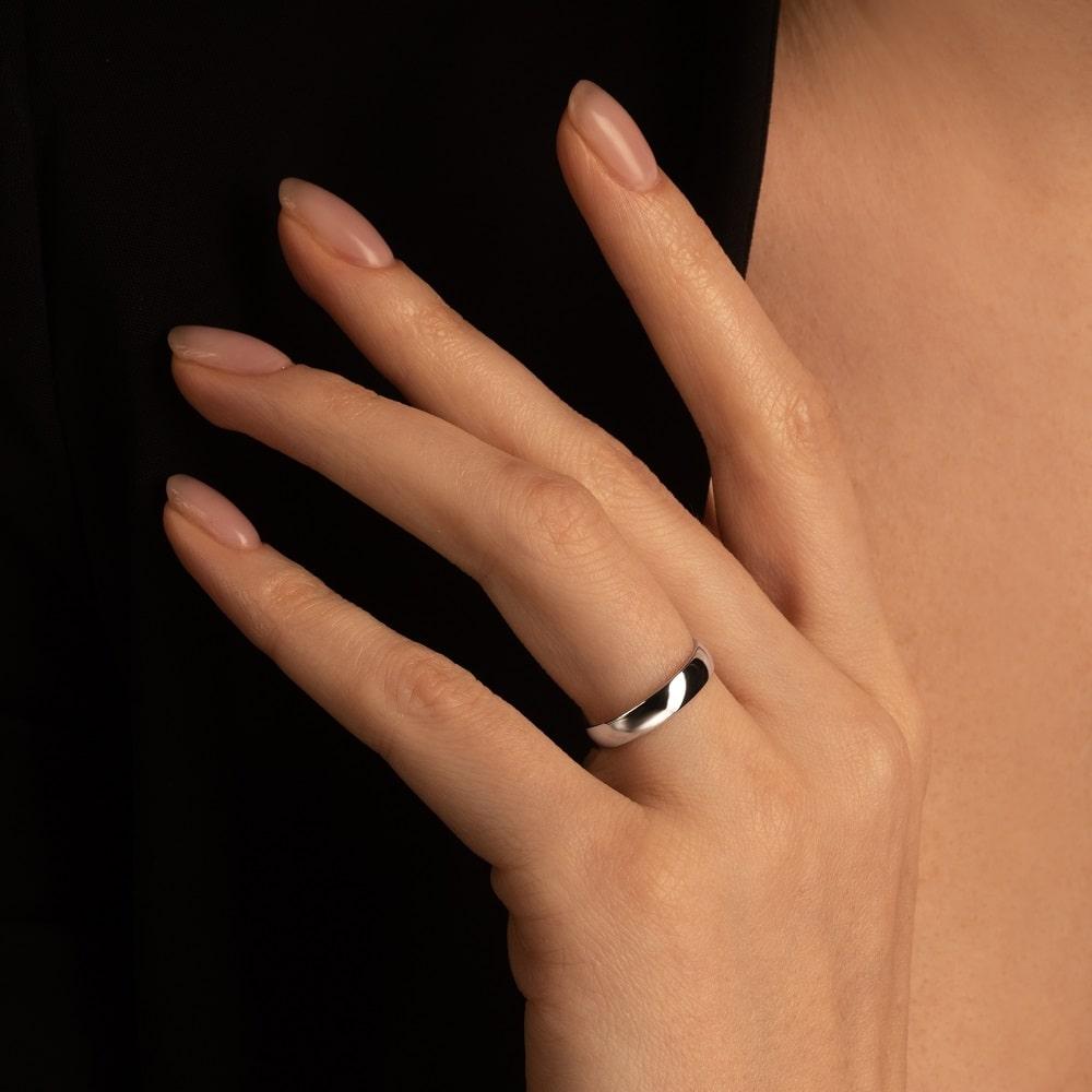 Обручальное кольцо из серебра 010-000-640