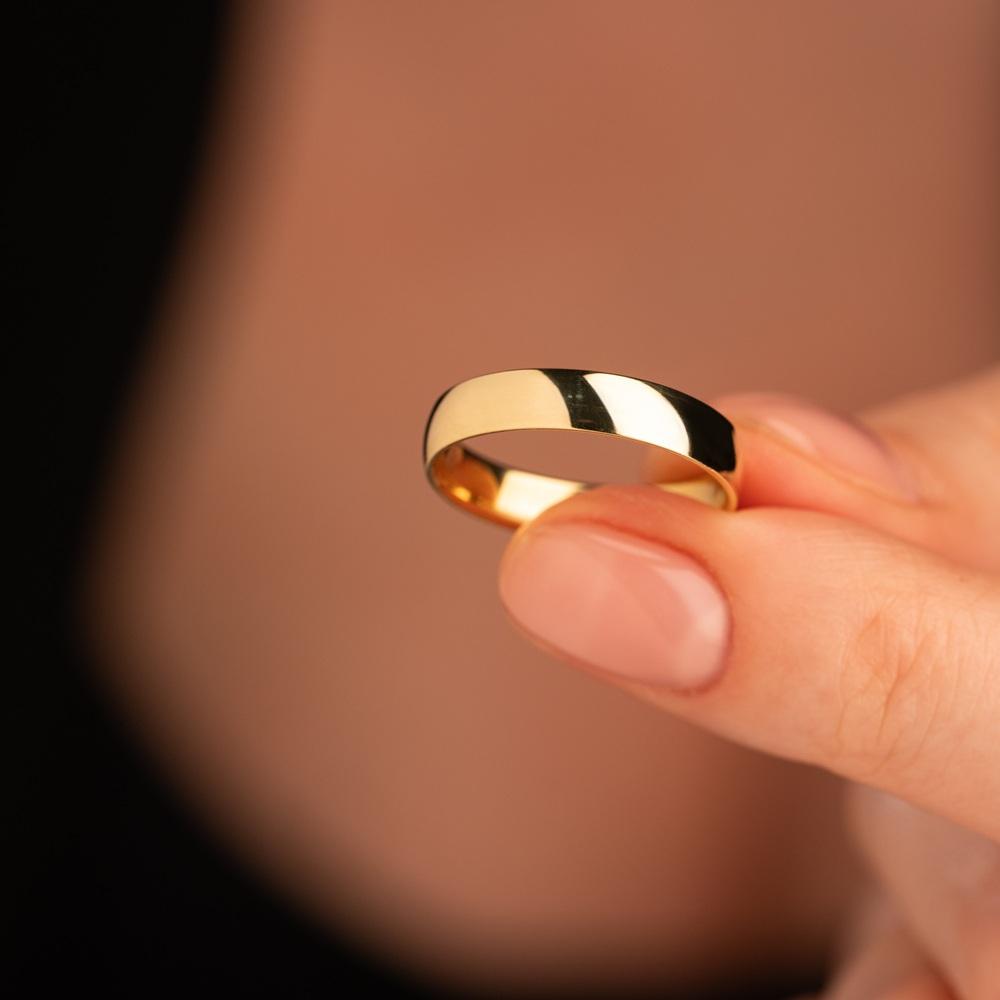 Обручальное кольцо из желтого золота 220-000-640