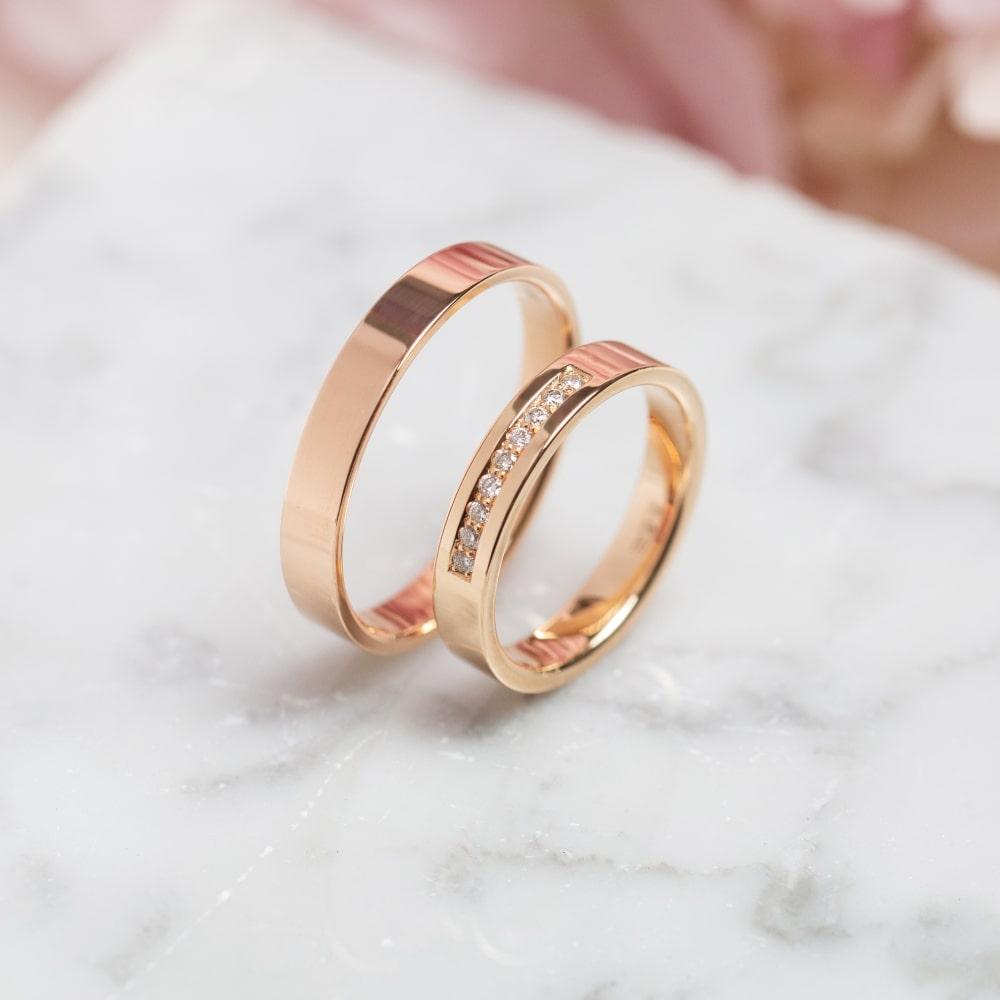 Обручальное кольцо с бриллиантами 202-090-308