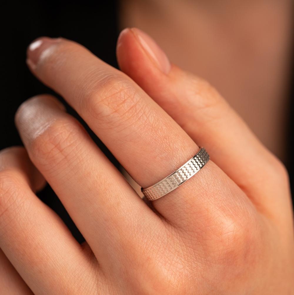 Обручальное кольцо из белого золота 510-000-1012