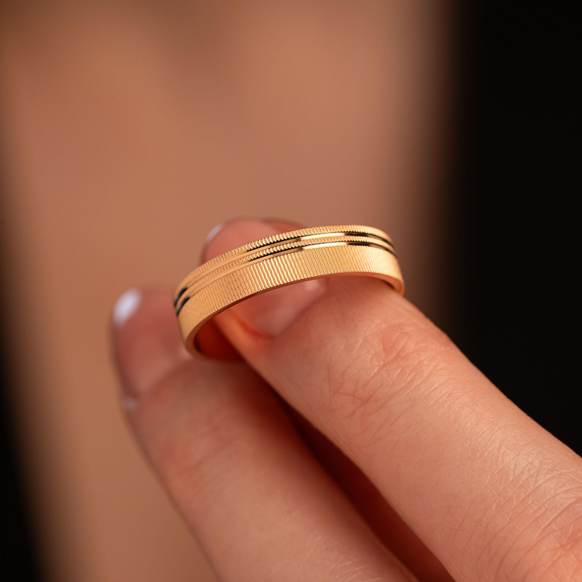 Обручальное кольцо из красного золота 500-000-1017