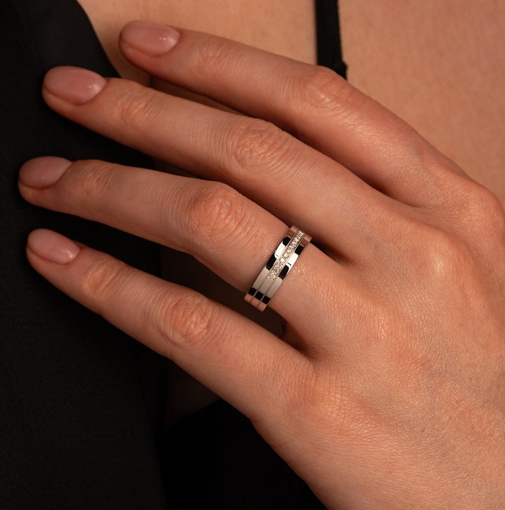 Кольцо из белого золота с бриллиантами 212-110-994