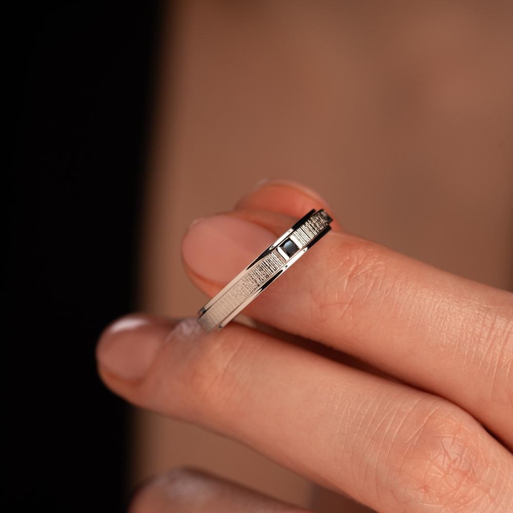 Обручальное кольцо с черным бриллиантом 921993ЧБ