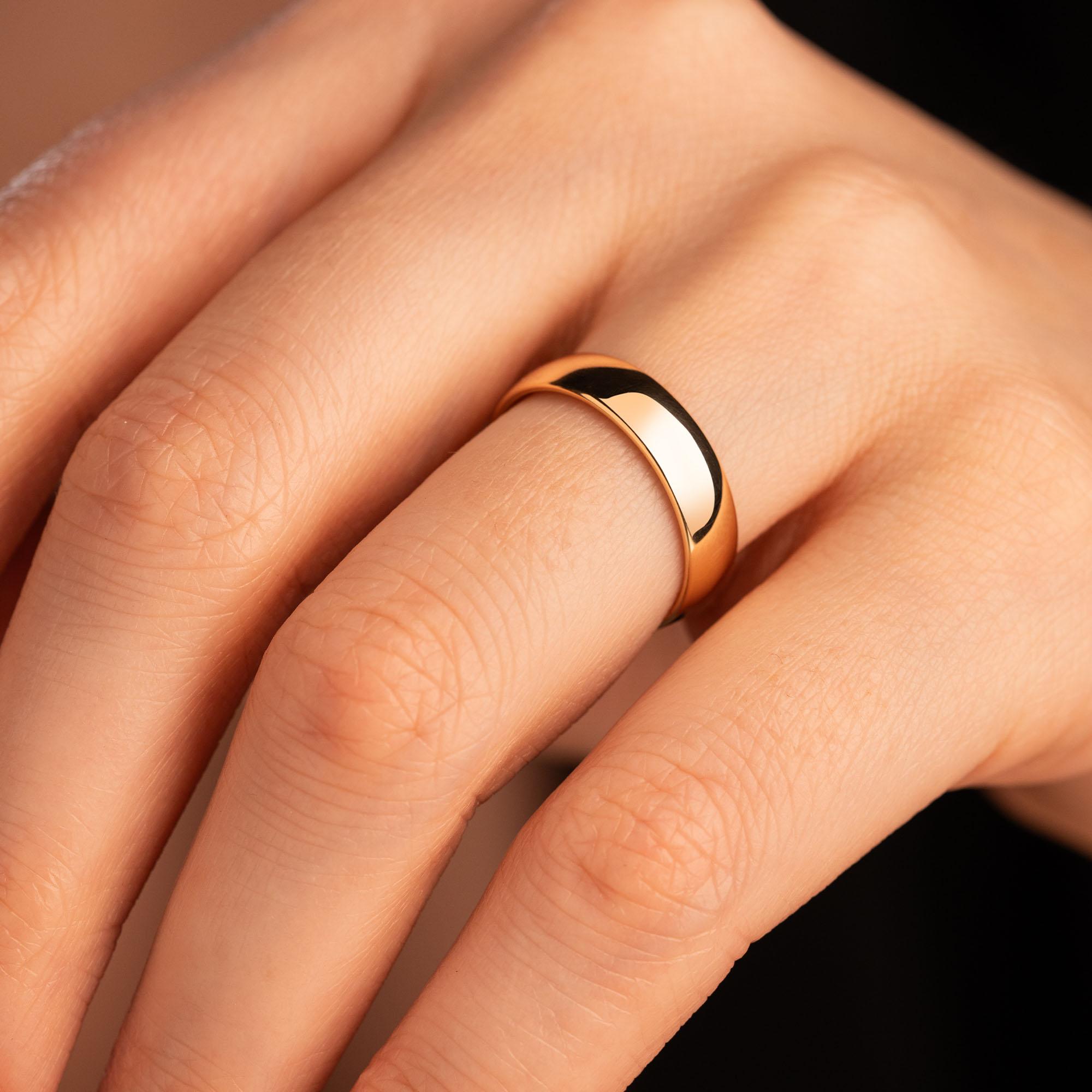 Обручальное кольцо из красного золота 200-000-650