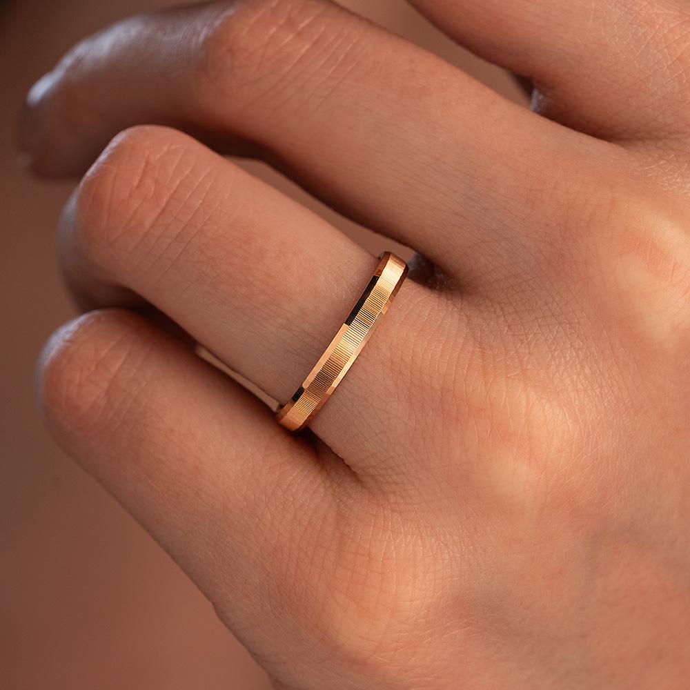 Обручальное кольцо из красного золота 200-000-555