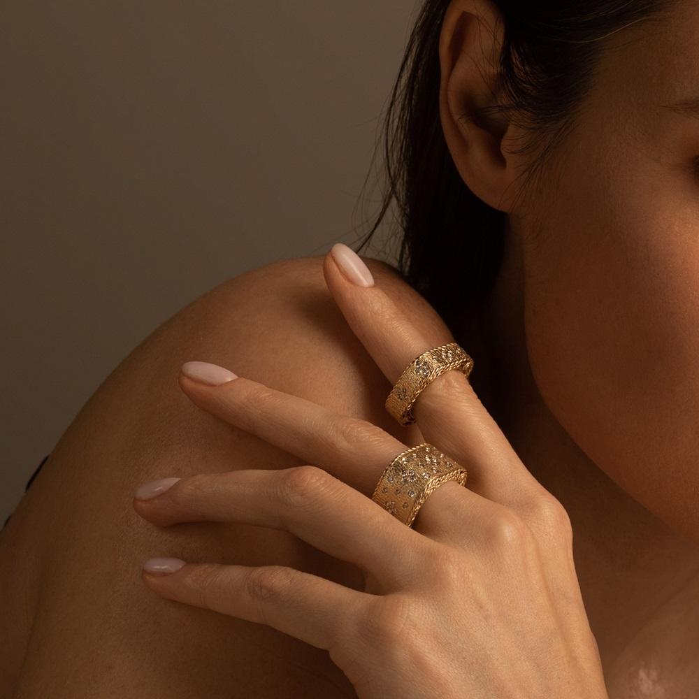 Обручальное кольцо  из желтого золота с бриллиантами 931696-2Б