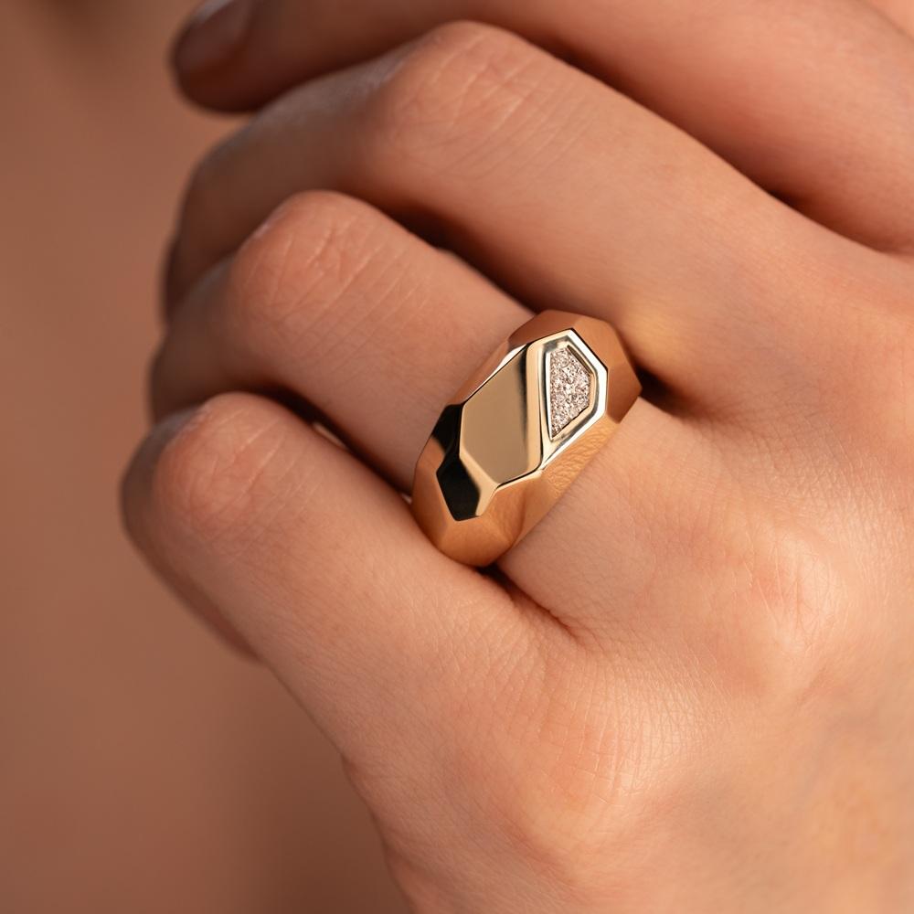 Кольцо из желтого золота 931995Б