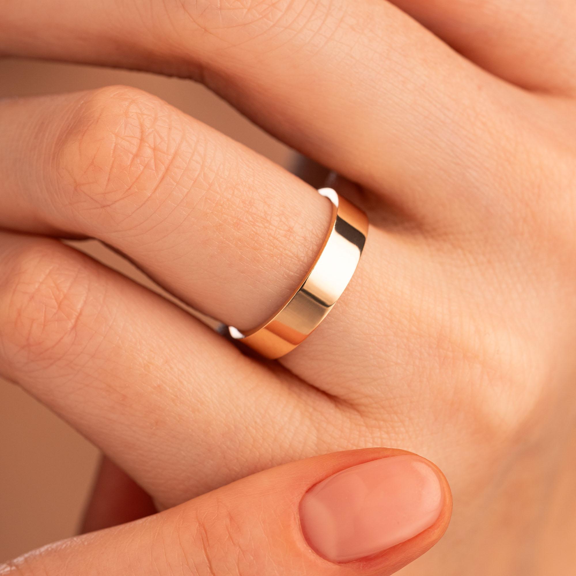 Обручальное кольцо из красного золота 200-000-327