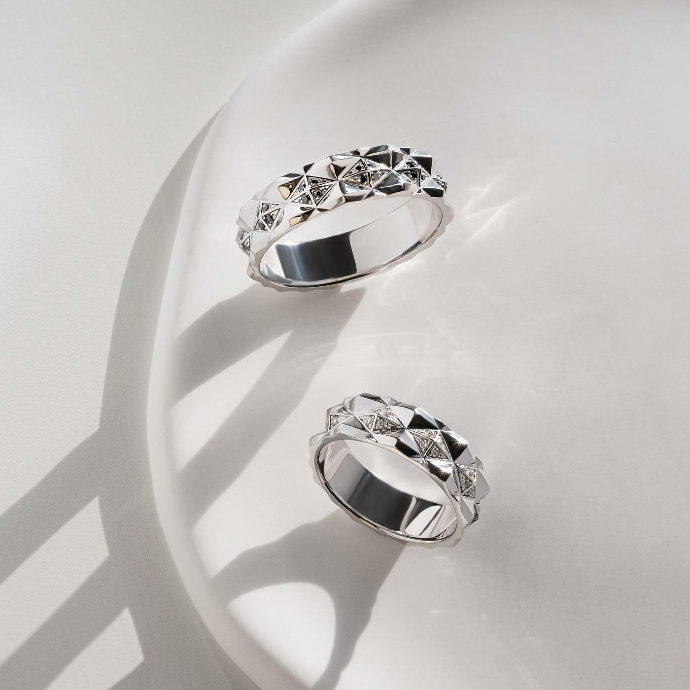 Обручальное кольцо из белого золота 585 пробы с бриллиантами 921745Б