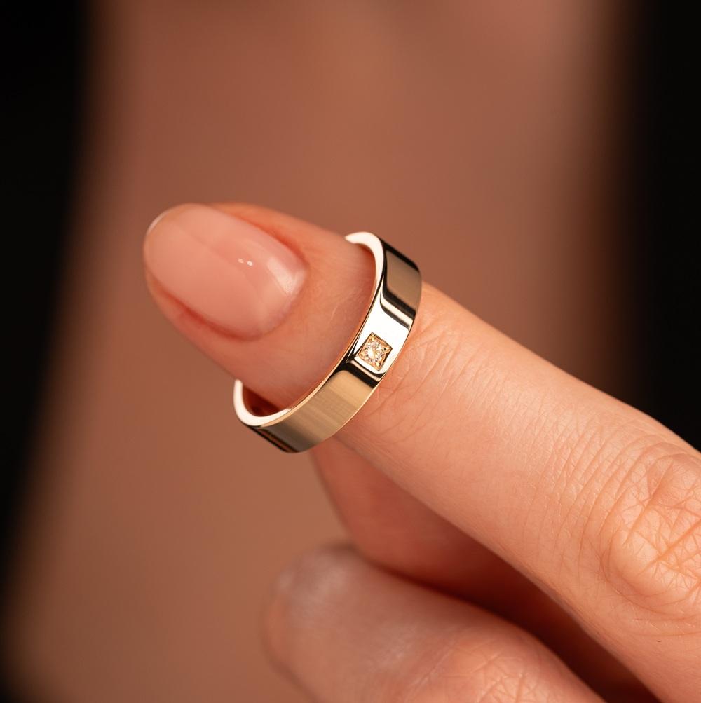 Кольцо с бриллиантом 202-010-327