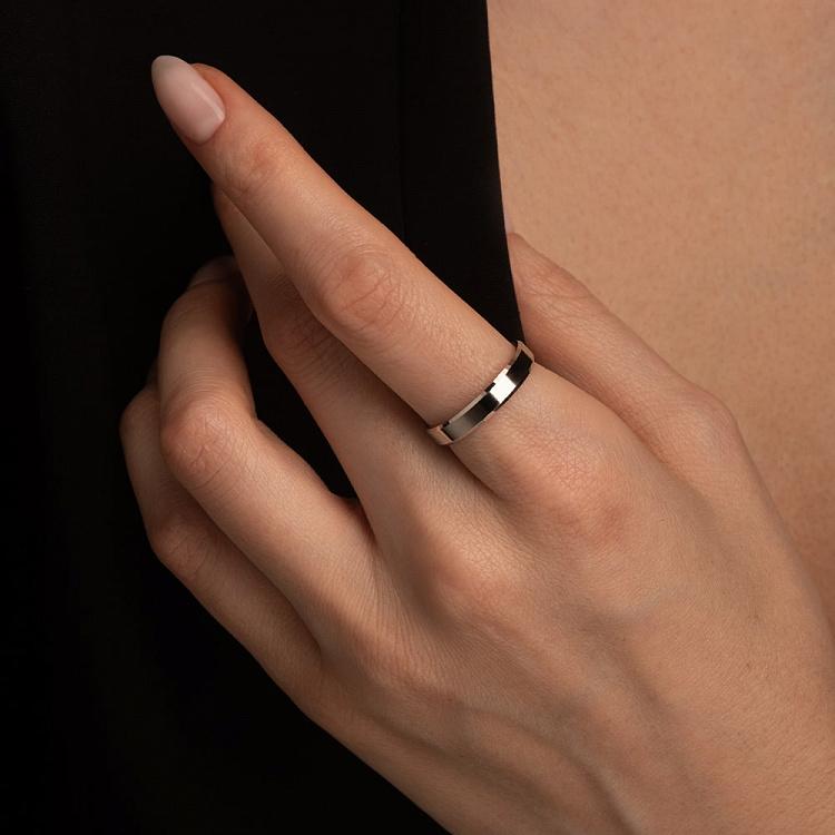 Обручальное кольцо из белого золота 210-000-454