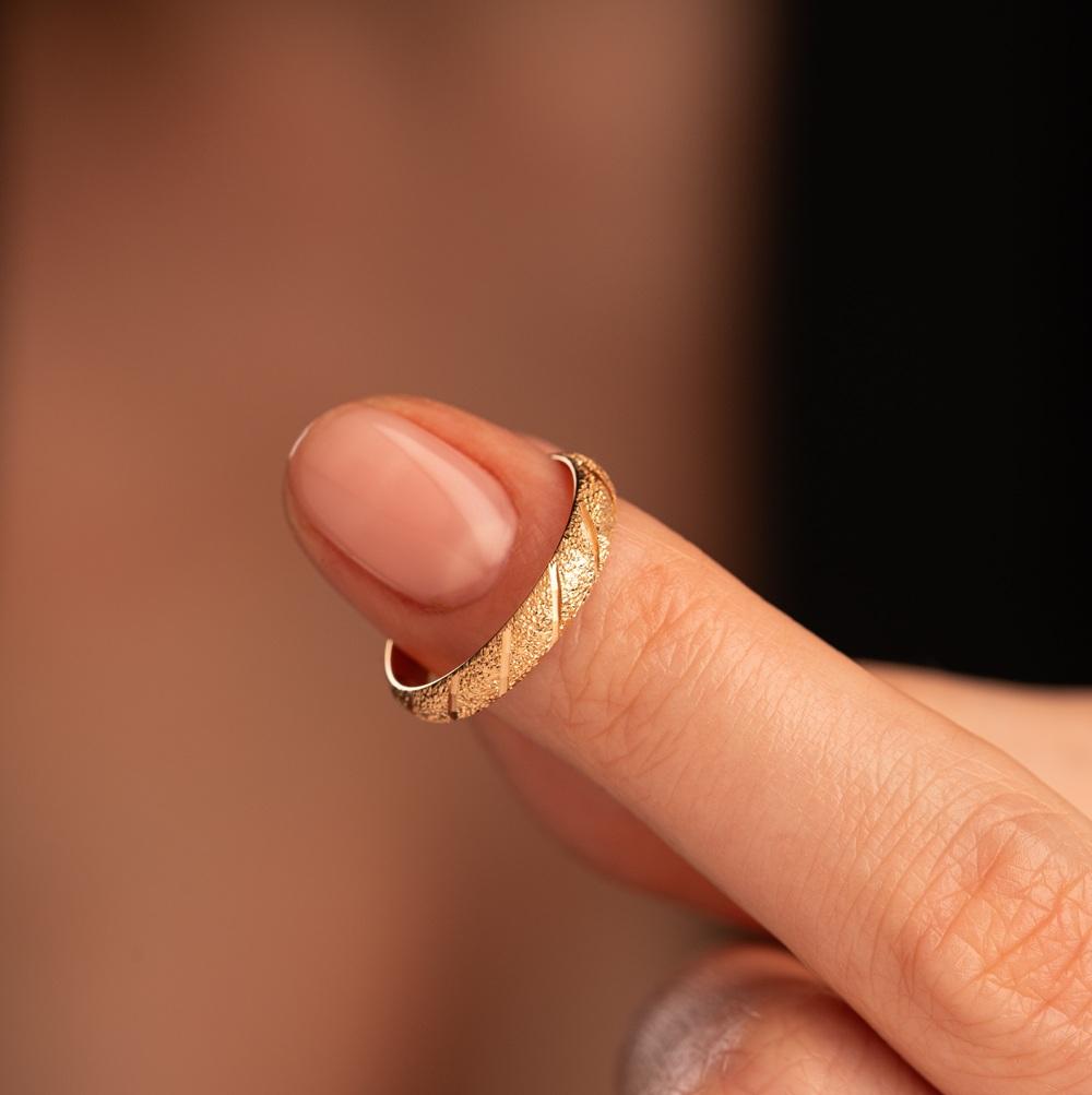 Обручальное кольцо из красного золота 200-000-734