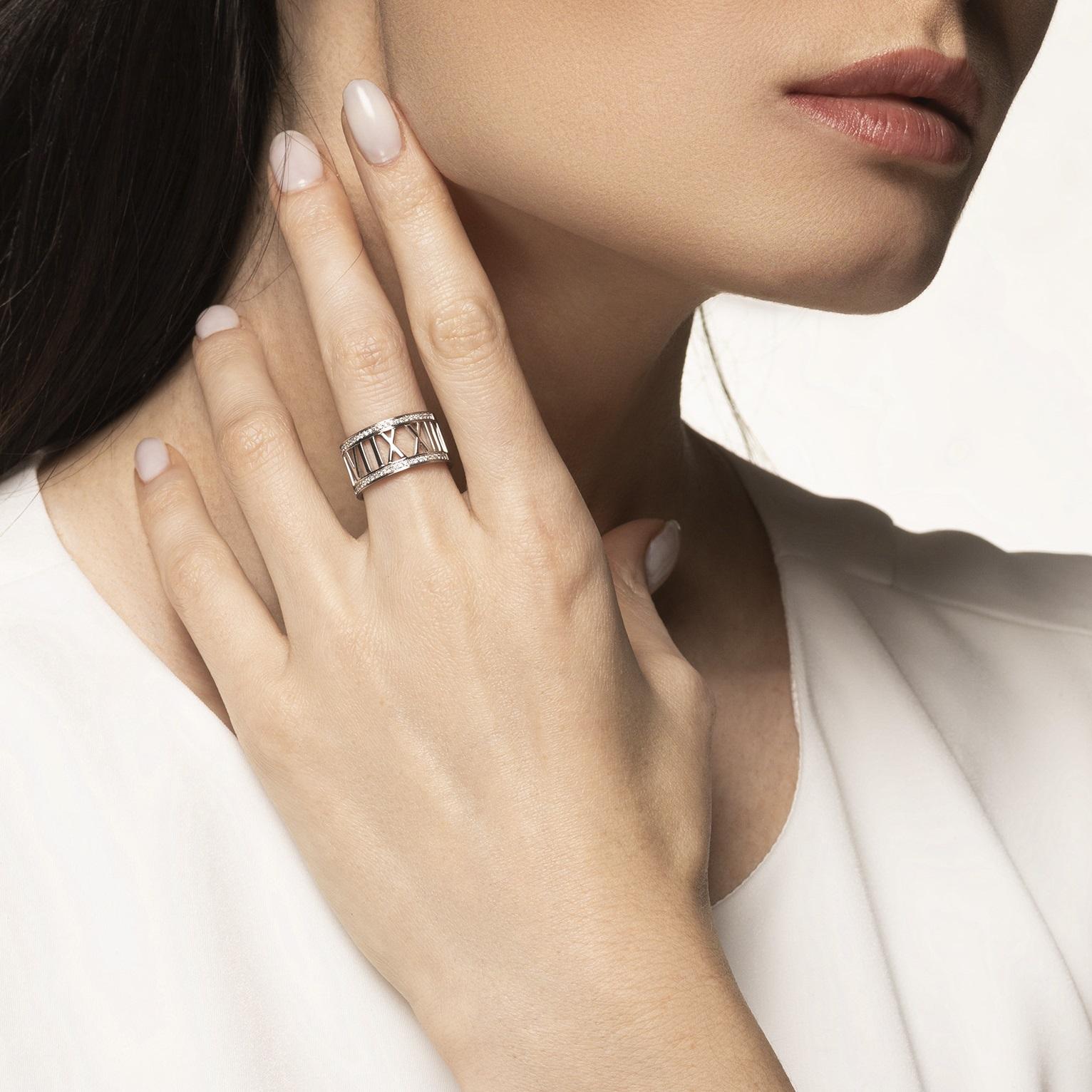 Кольцо из золота с бриллиантами 921613Б