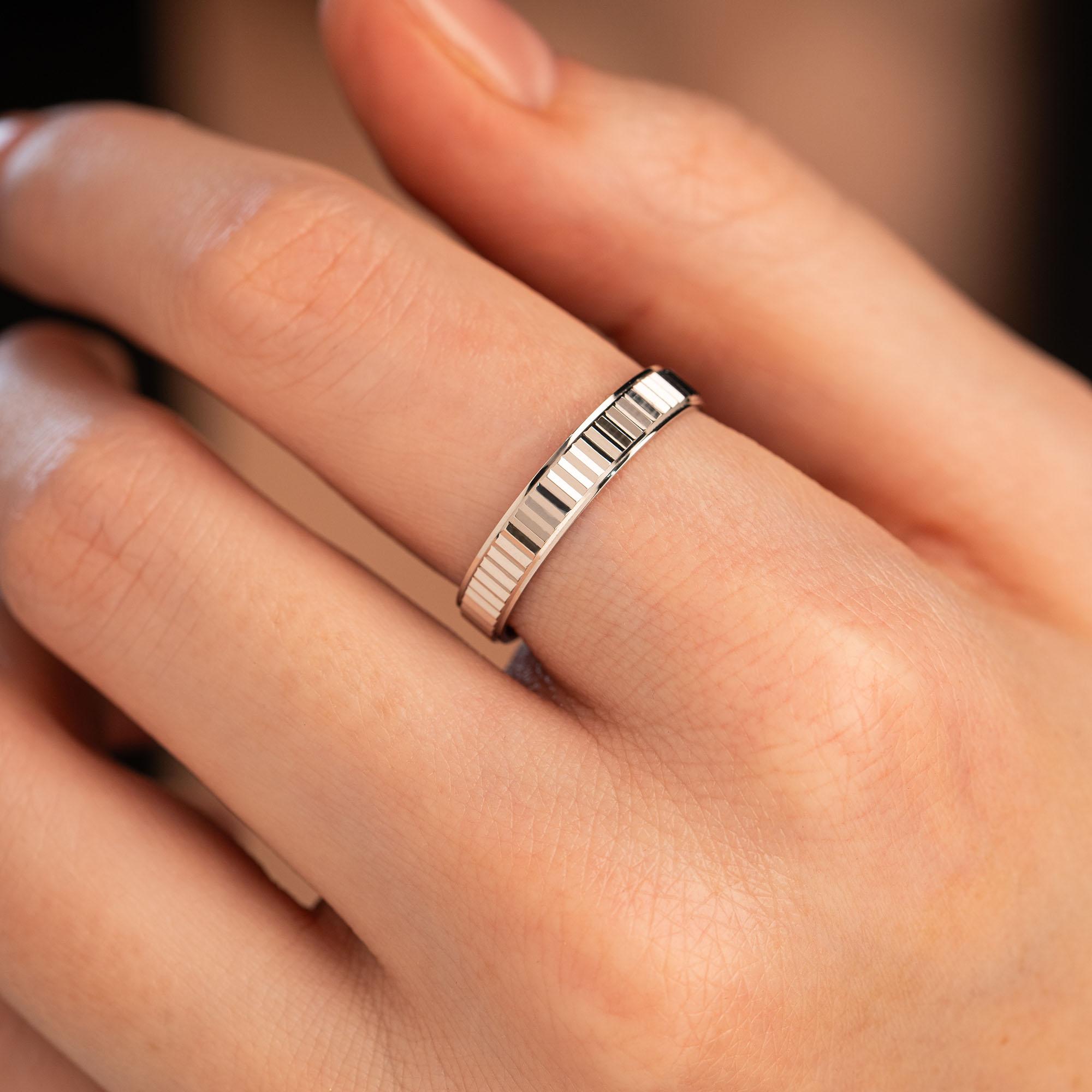 Обручальное кольцо из белого золота 510-000-1013