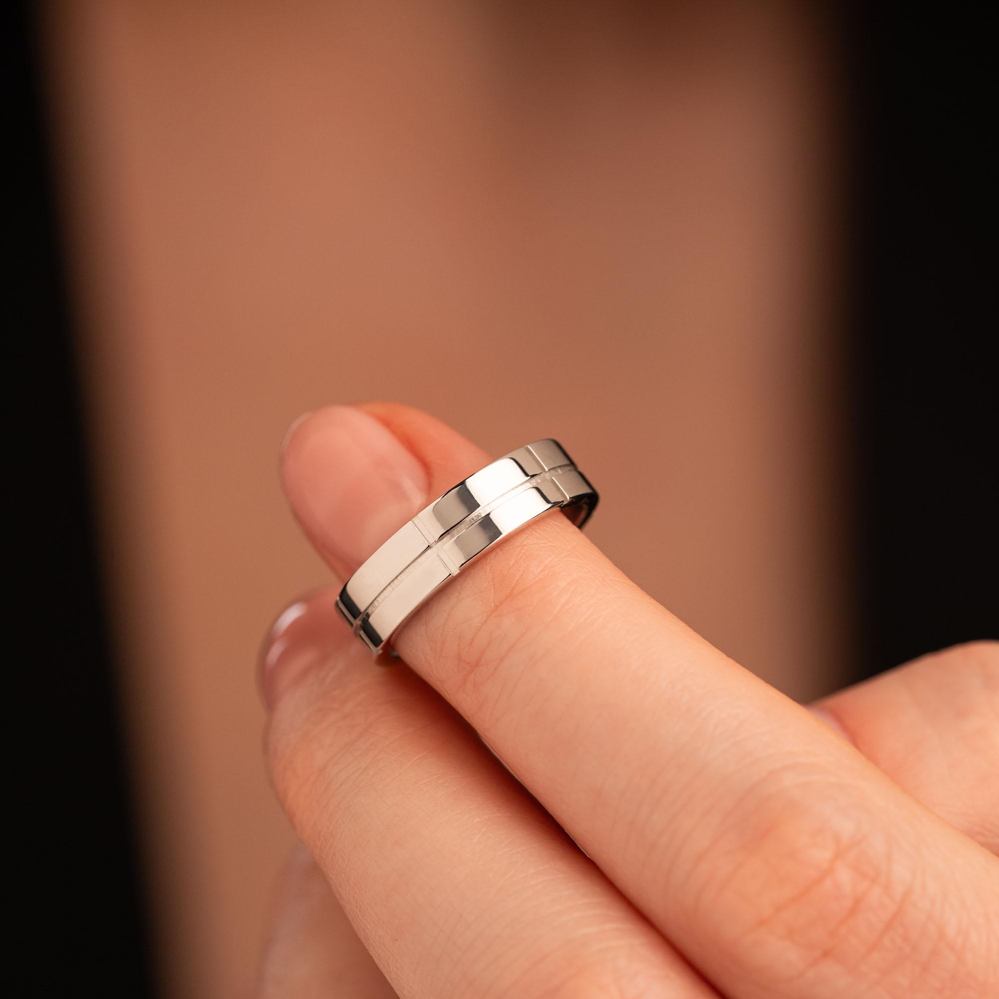 Обручальное кольцо из белого золота 710-000-282