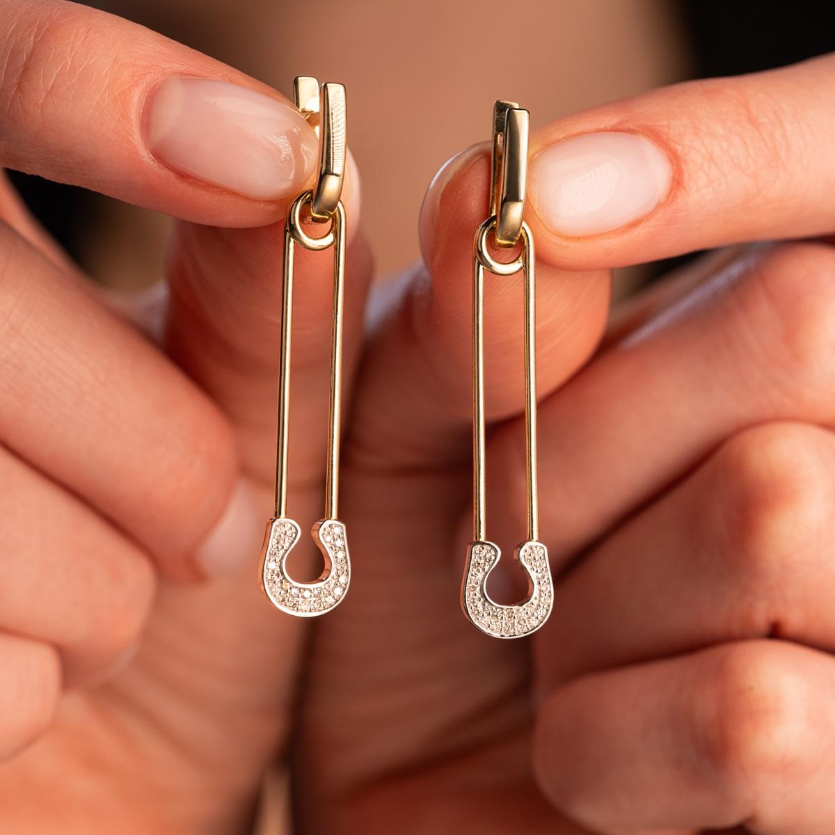 Серьги с бриллиантами 932834Б